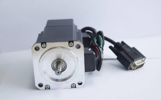 11kw的电机电流多大电缆，11kw电机所需的电流和电缆选择