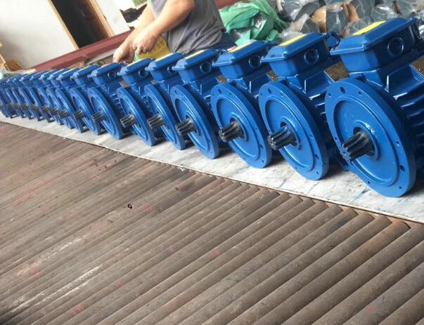 油烟机电机的转向，油烟机电机的工作原理